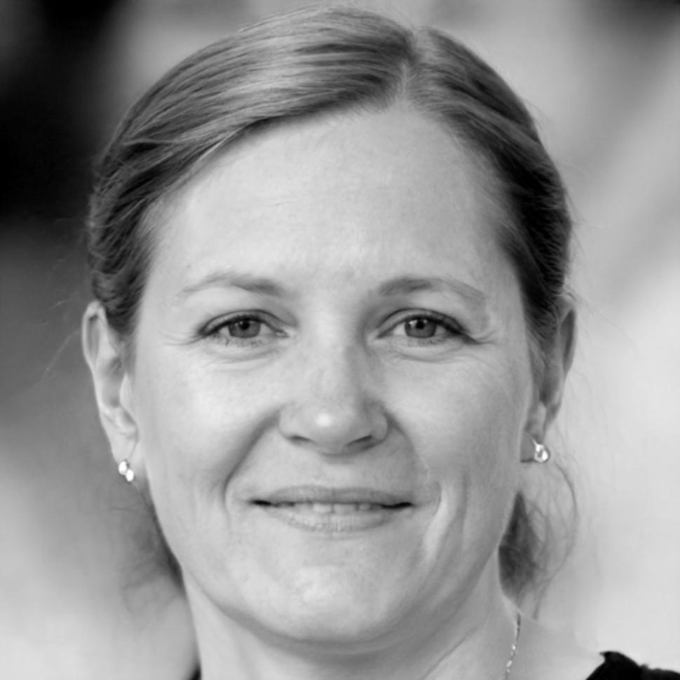 Portrait of Briony Keswick, practical budgeting instructor